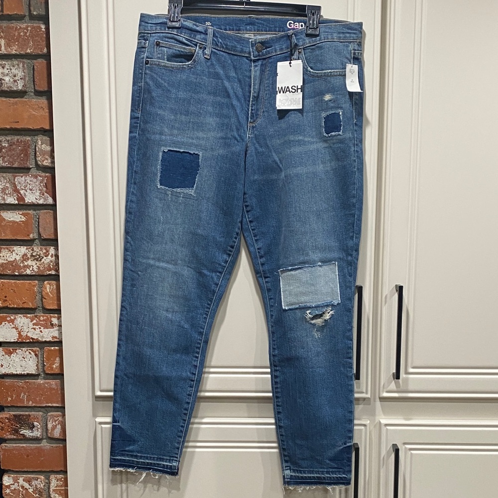 NEW gap 1969 distressed patch jeans 32